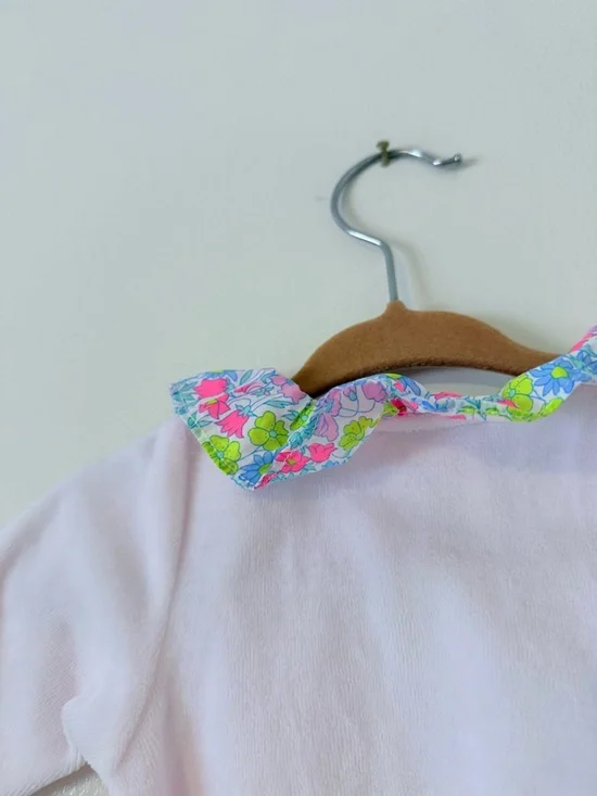 Jacadi Paris Baby Girl 3mo Pale Pink Velour Footed Onsie Floral Ruffle Collar - Picture 7 of 11